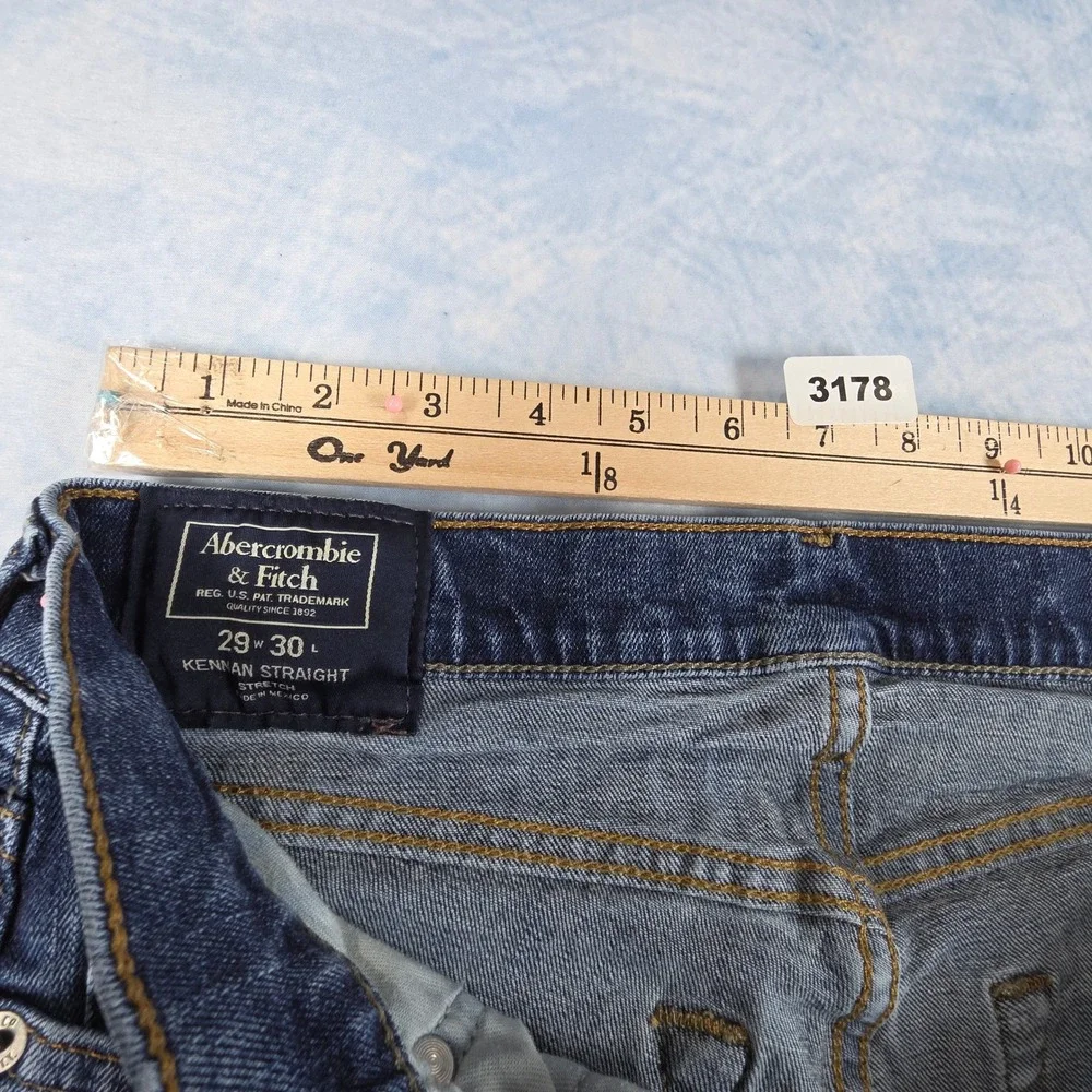 Abercrombie & Fitch Kennan Straight Jeans Mens 29x30 Blue Medium Wash Stretch